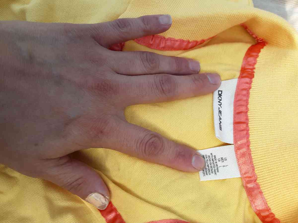 women clothing AND ALOT MORE - Riverbank, California - FleaMarketBay