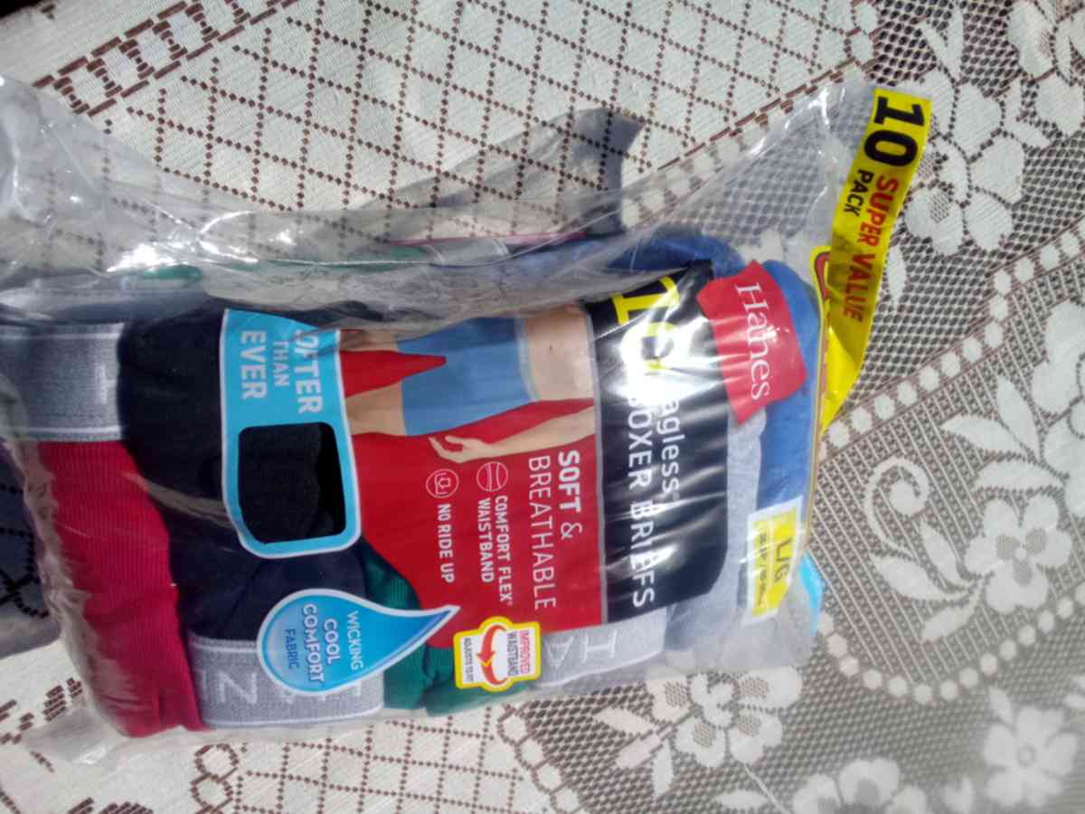 makeup - Watsonville, California - FleaMarketBay