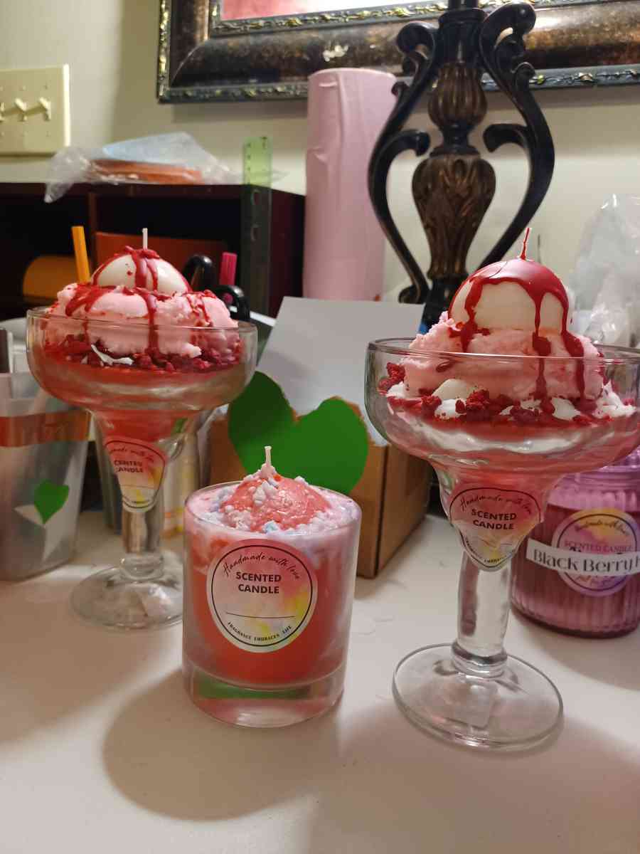 centerpieces for tables any color and candles any scent - Oxford, Mississippi - FleaMarketBay