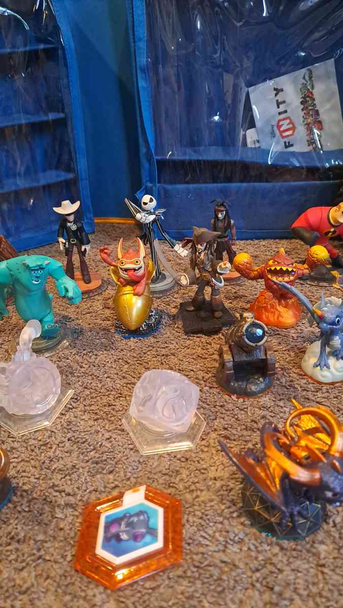 skylander collection - Sewell, New Jersey - FleaMarketBay