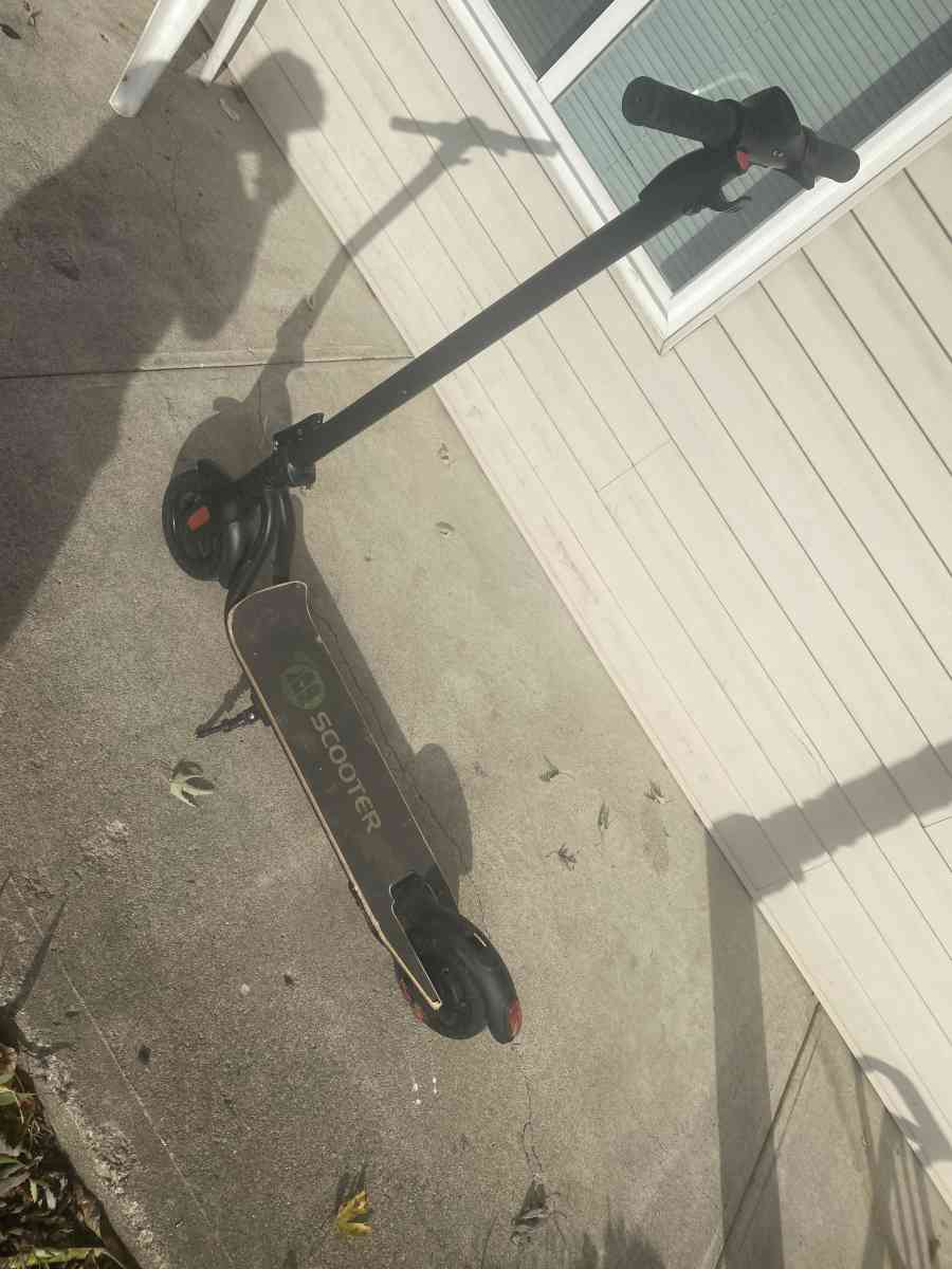 s10 fast electric scooter - Greenwood, Indiana - FleaMarketBay