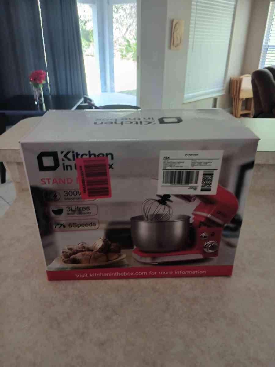 stand mixer - Palm Coast, Florida - FleaMarketBay