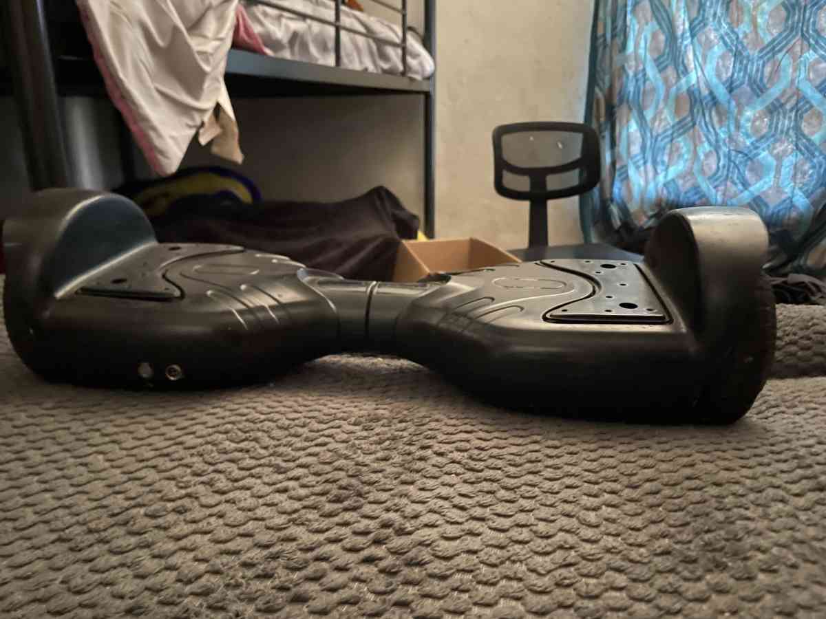 hoverboard - Adelanto, California - FleaMarketBay