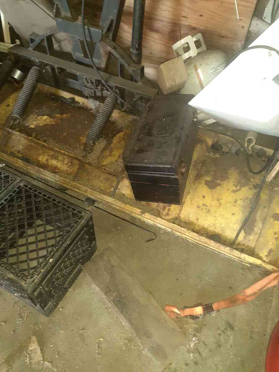 Yellow Snow Plow - Detroit, Michigan - FleaMarketBay