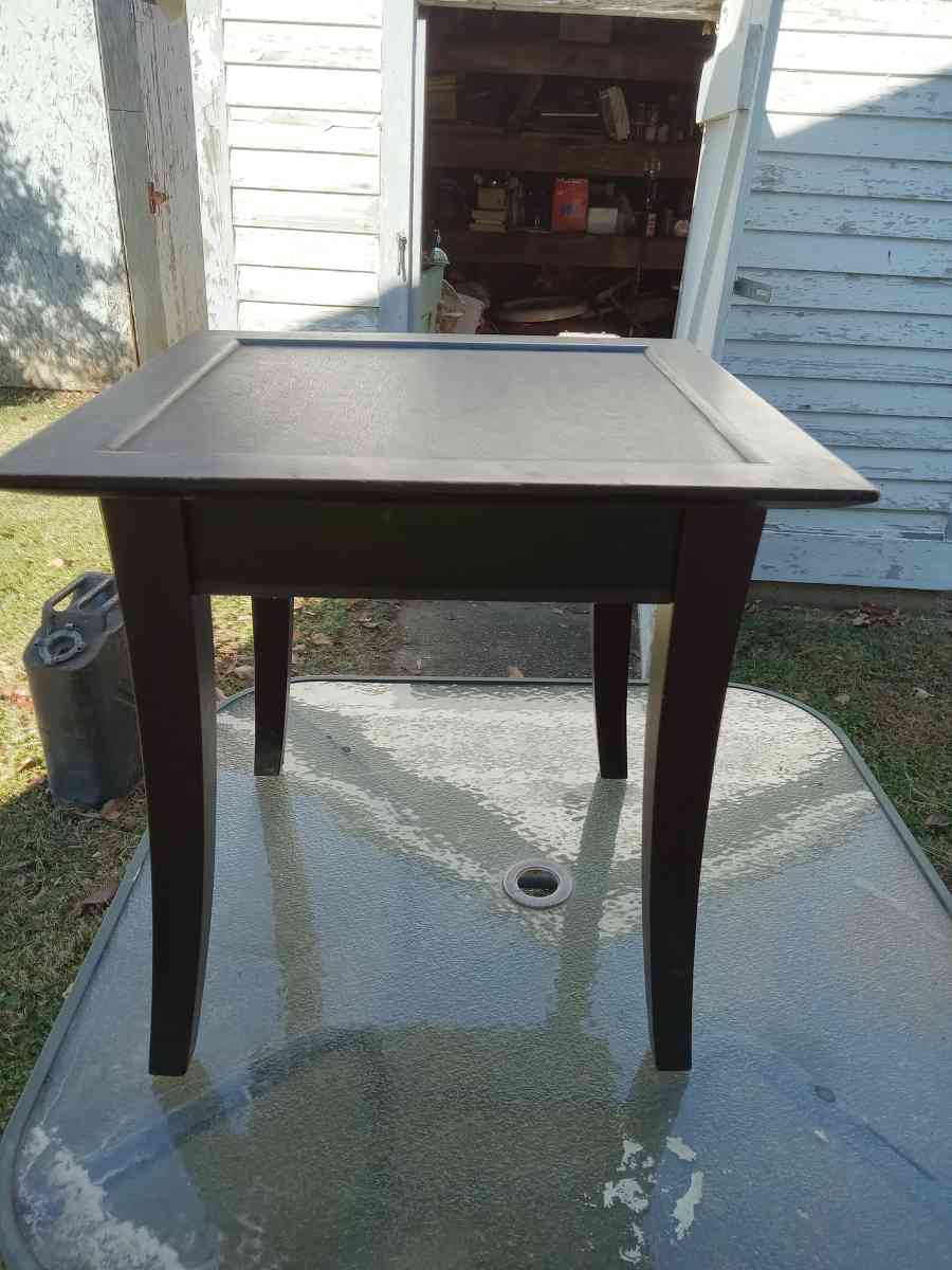 night stand - New Albany, Indiana - FleaMarketBay