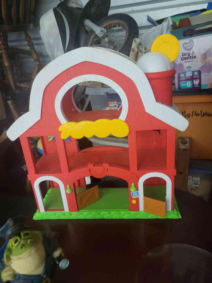 Kid Connection Farm House Play Set - Rayne, Louisiana - FleaMarketBay