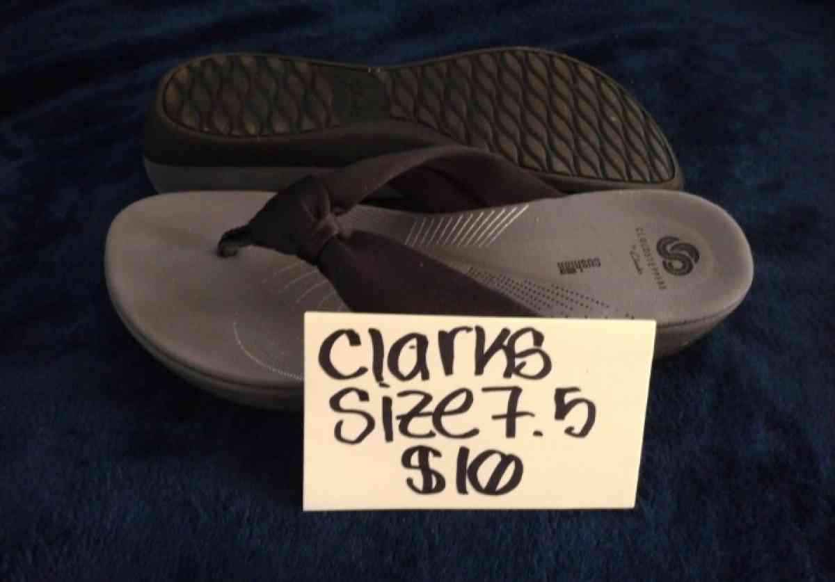 womens Clarks size 7 hlf - Brooksville, Florida