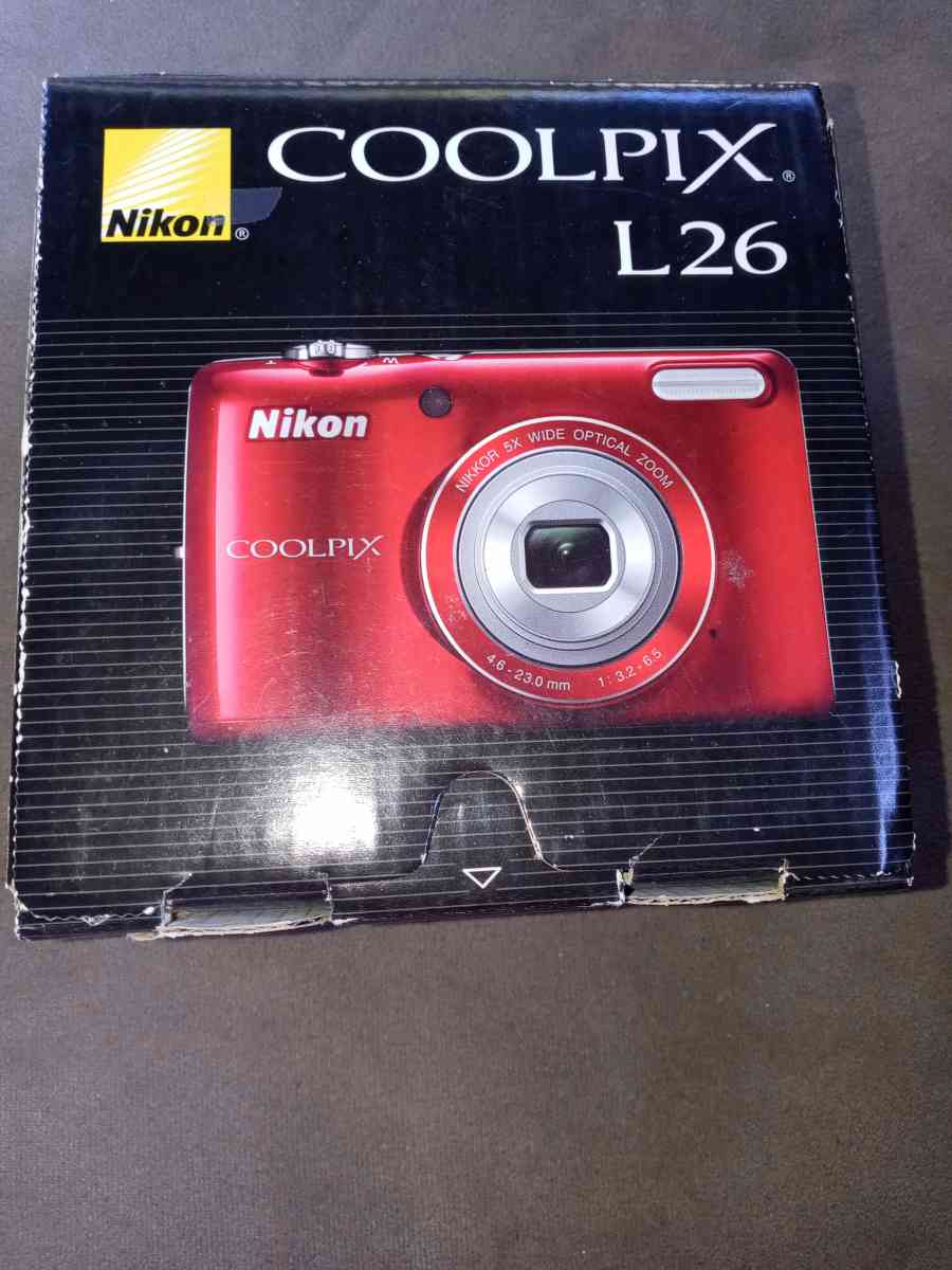 Nikon camera Coolpix l26 never used - Davenport, Florida