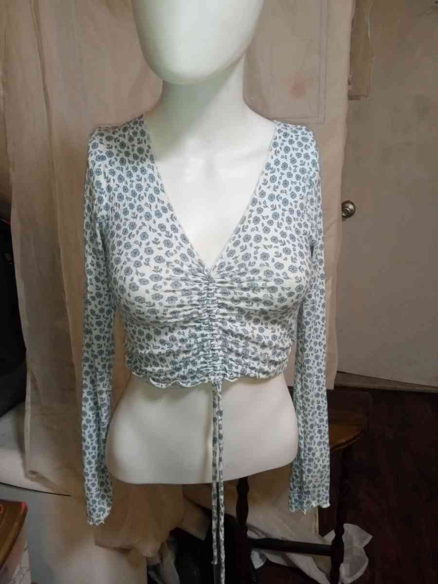 shirts sold separately - Dedham, Massachusetts - FleaMarketBay