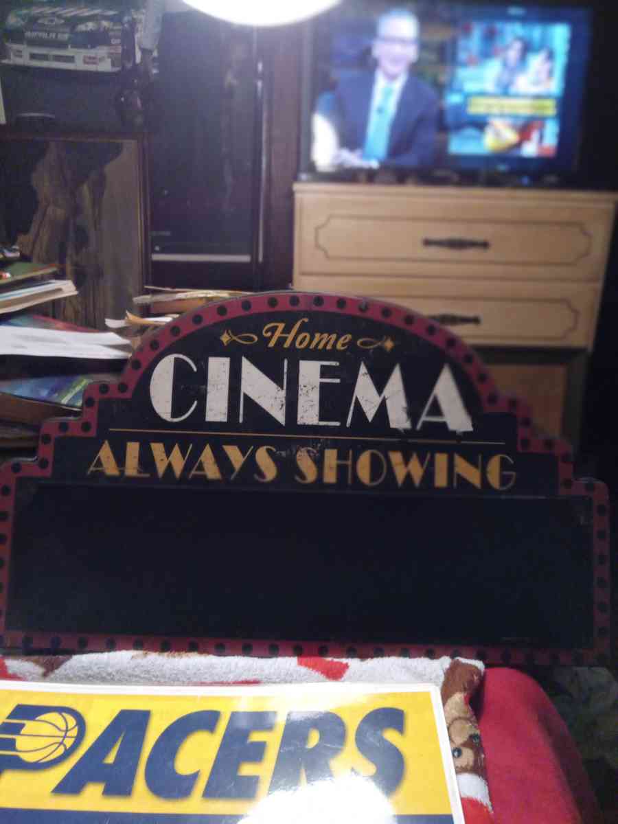 home cinema always showing - New Albany, Indiana - FleaMarketBay