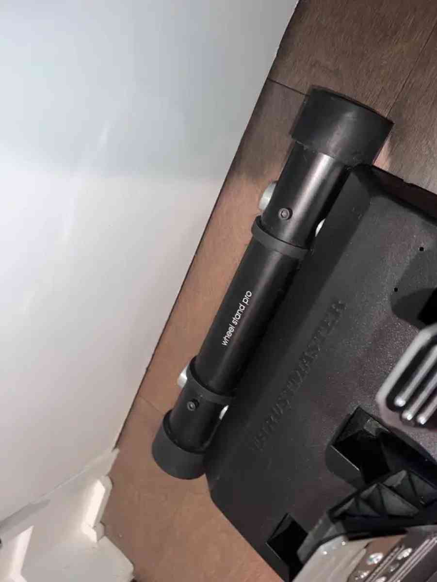 Thrustmaster T150 pro  wheel stand - Alicia, Arkansas - FleaMarketBay
