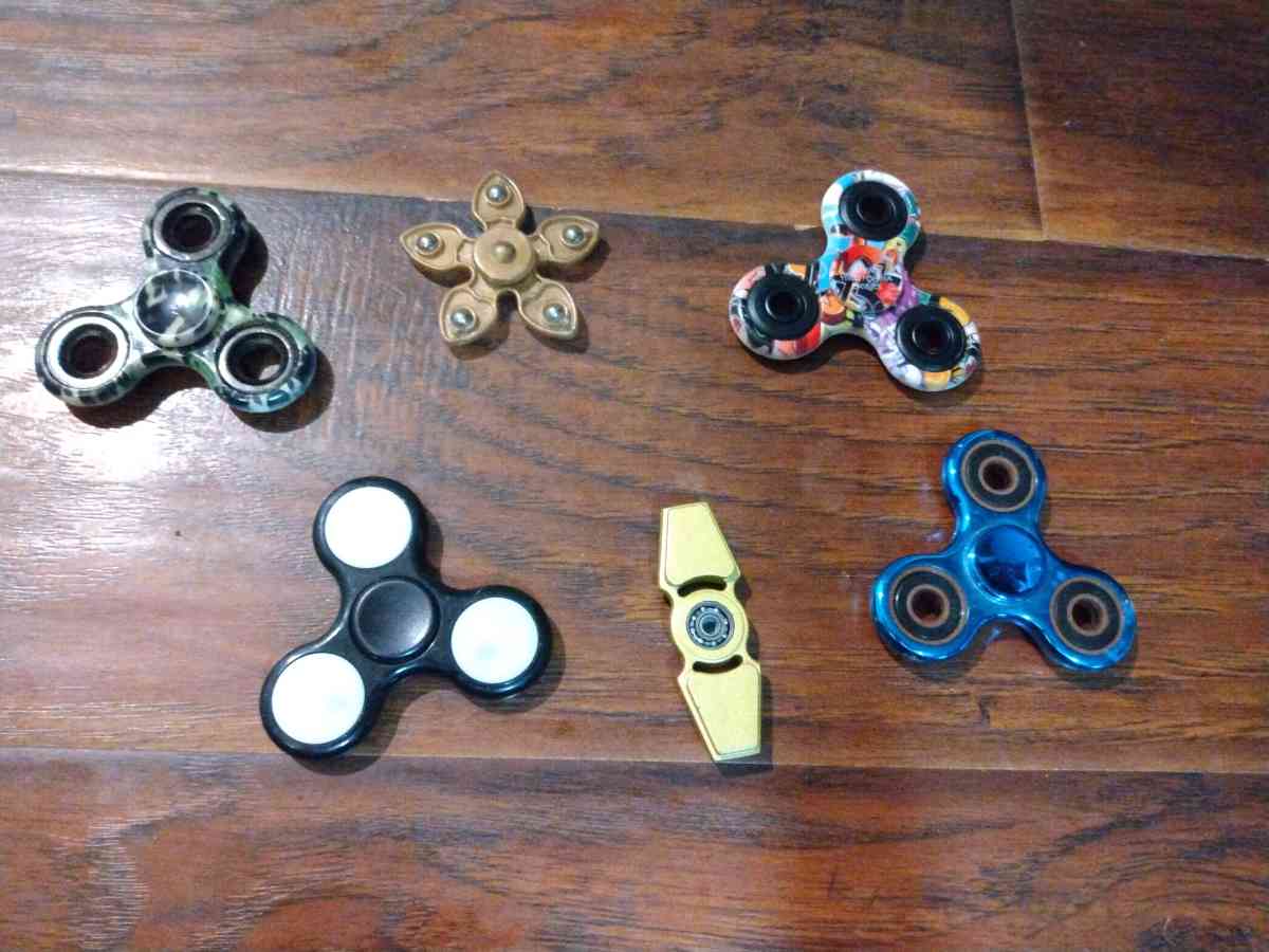 fidget spinners - Brooksville, Florida