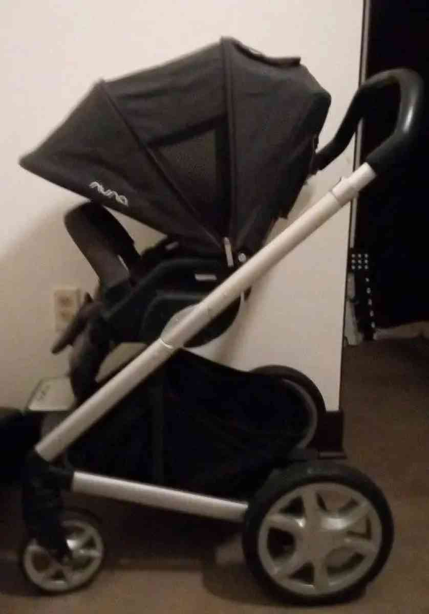 Stroller - Seattle, Washington - FleaMarketBay