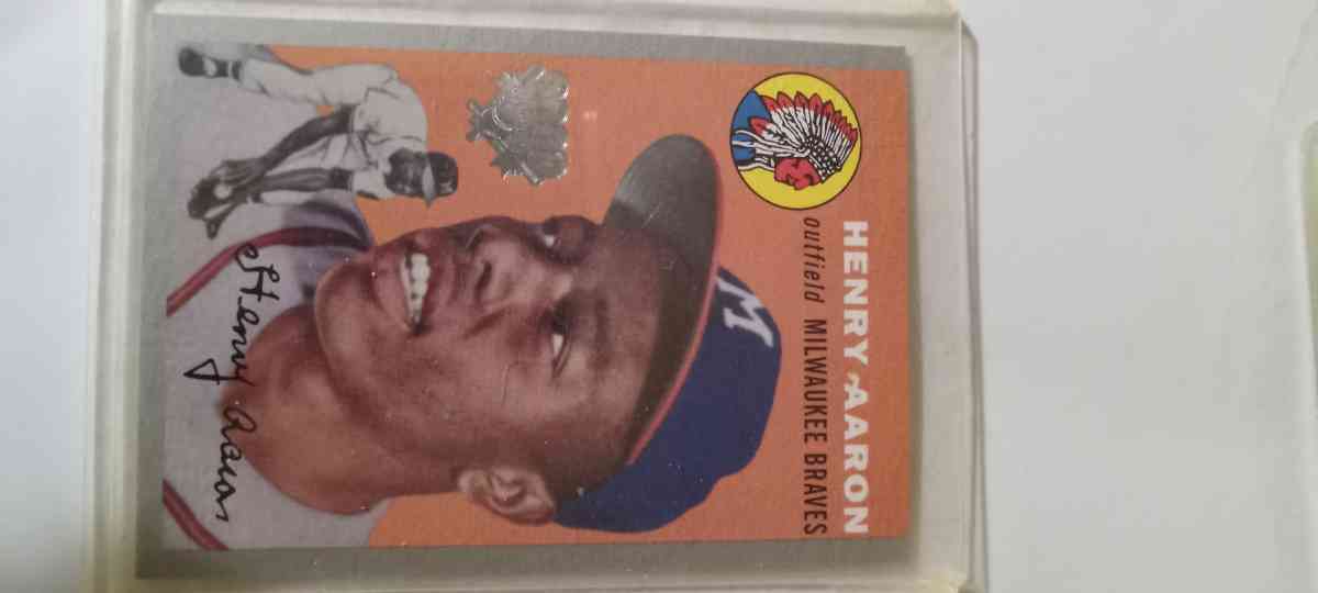 4 hank aaron cards - New Albany, Indiana - FleaMarketBay