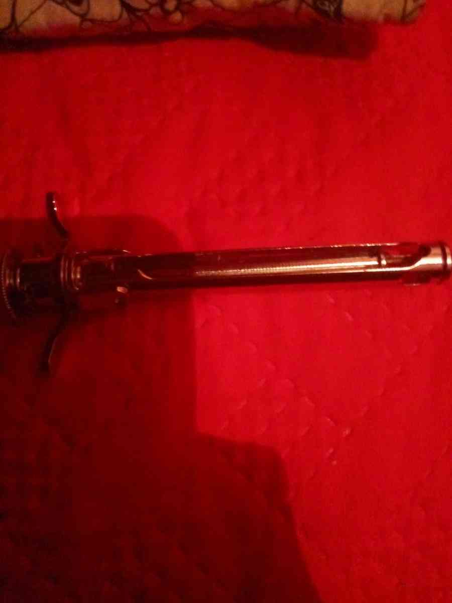 vintage antique 1943 to 1953 surgical instrument - Davenport, Florida - FleaMarketBay