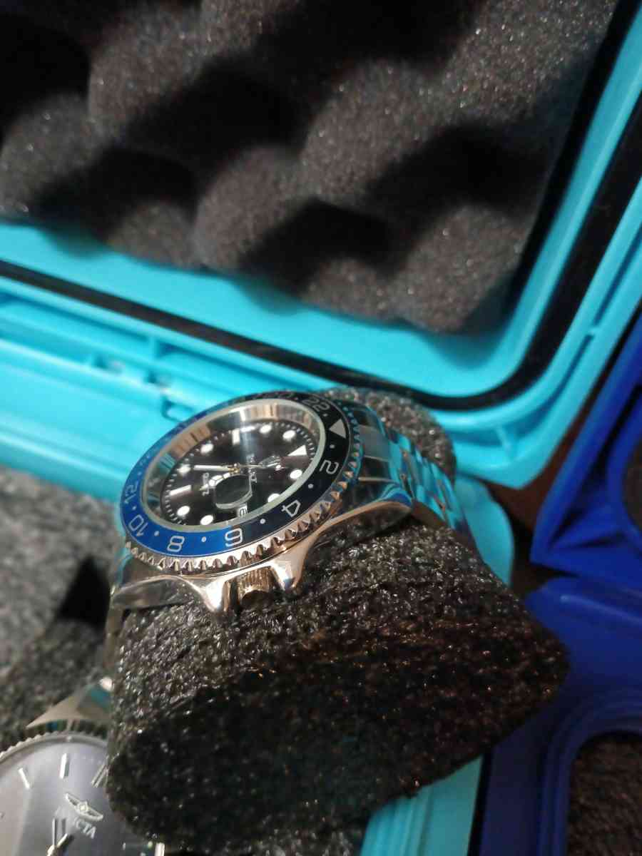 mens watches - Edinburg, Texas - FleaMarketBay