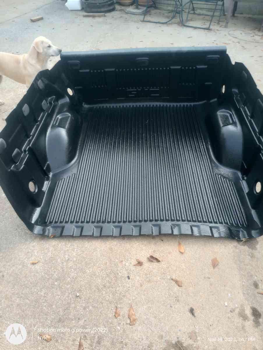 GMC truck bed - Buchanan, Georgia - FleaMarketBay