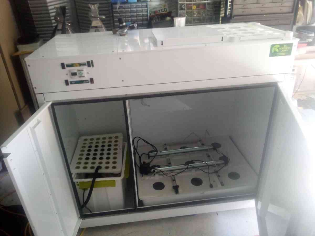 Bc northern lights hydroponics grow system box with extras - New Port Richey, Florida - FleaMarketBay