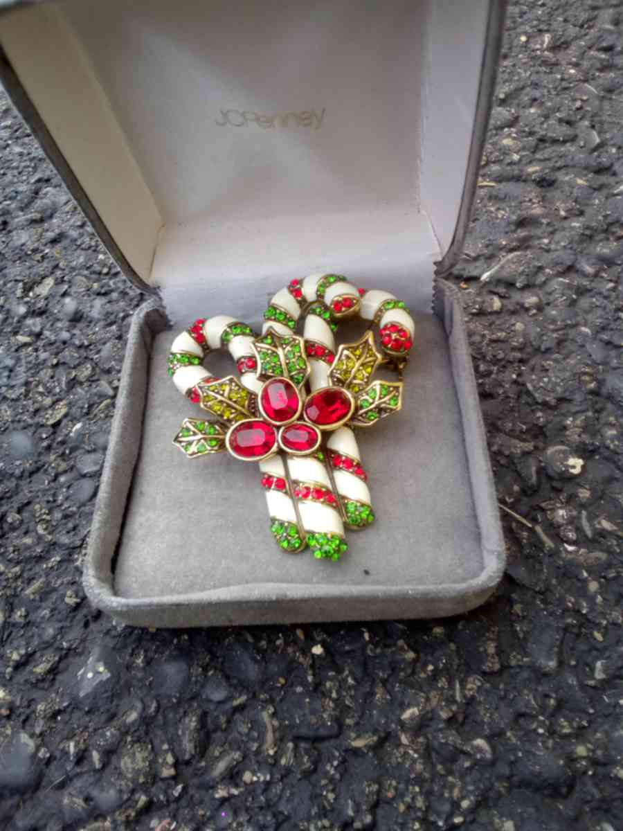 HEIDI DAUS peppermint pretty broche - Chemung, New York - FleaMarketBay
