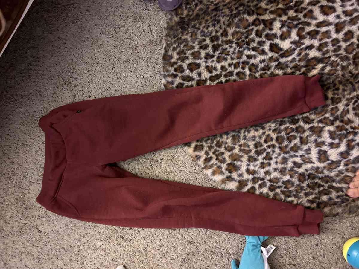 1 piece outfit - Aurora, Colorado - FleaMarketBay