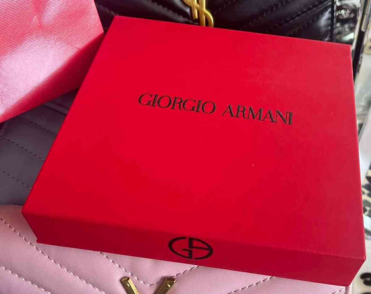 sale  giorgio armani lipgloss 405 and Si perfume gift set wi - Colleyville, Texas - FleaMarketBay