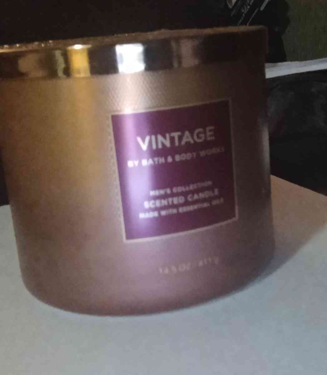 bath body works candle called VINTAGE - Richland, Mississippi