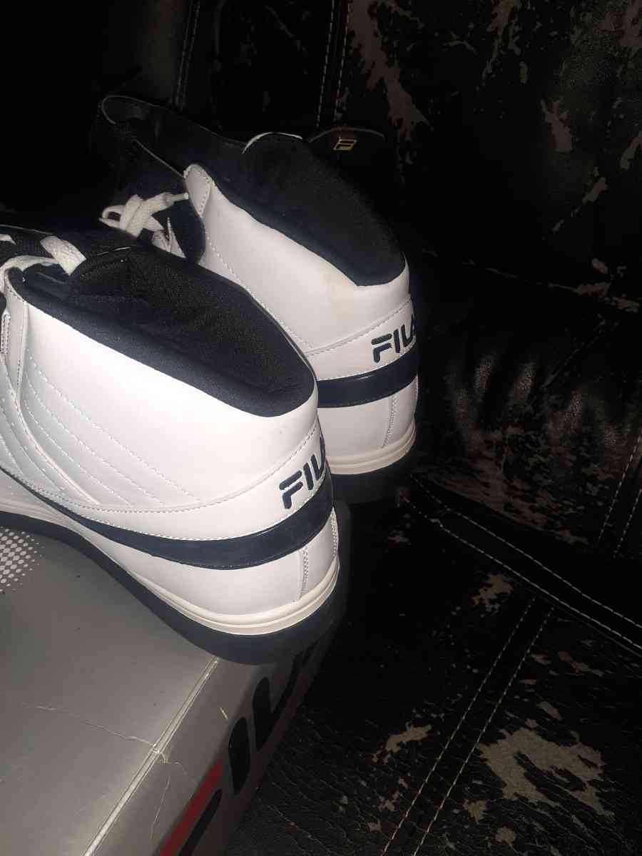 Mens Fila Shoes - Detroit, Michigan - FleaMarketBay