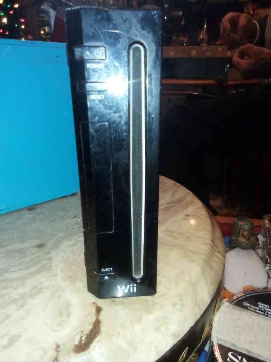 2 Wii games - Hobbs, New Mexico - FleaMarketBay