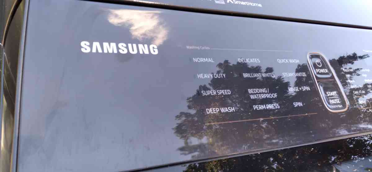 Black Top Load Samsung Washer - Pomona, California - FleaMarketBay