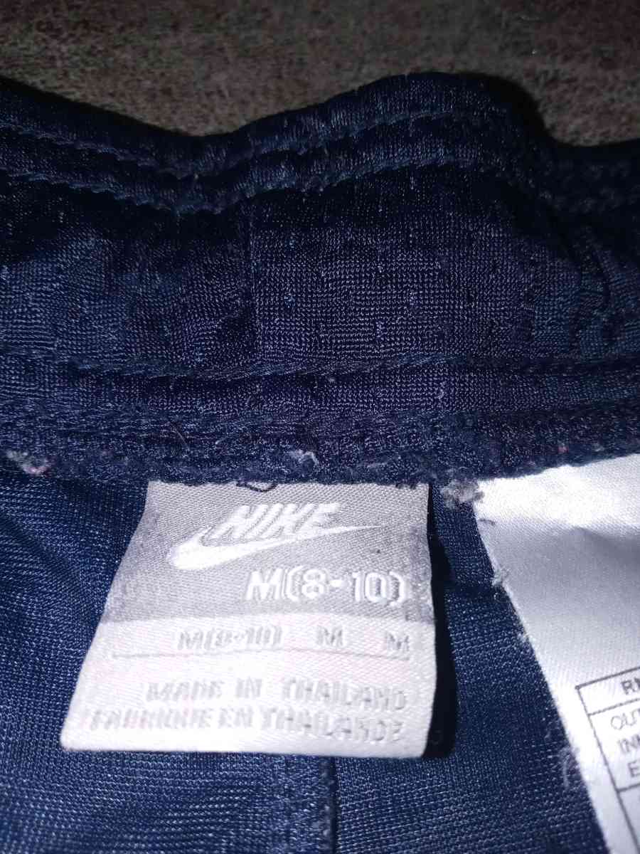 womens Nike shorts medium - Davenport, Florida - FleaMarketBay