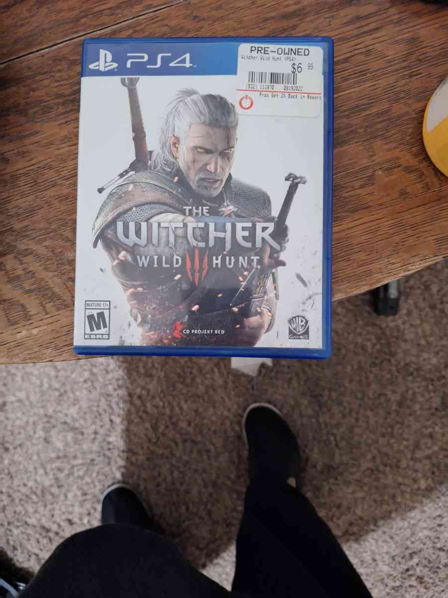 ps4 and accessories - Lawrence, Kansas - FleaMarketBay