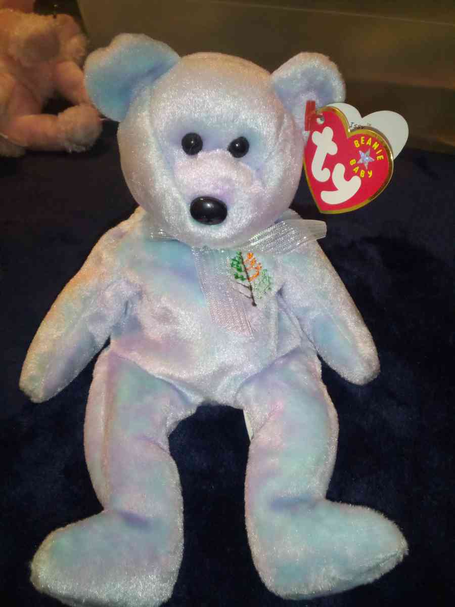 2001 Ty beanie babies Issy mint selling collection off - New Port Richey, Florida - FleaMarketBay