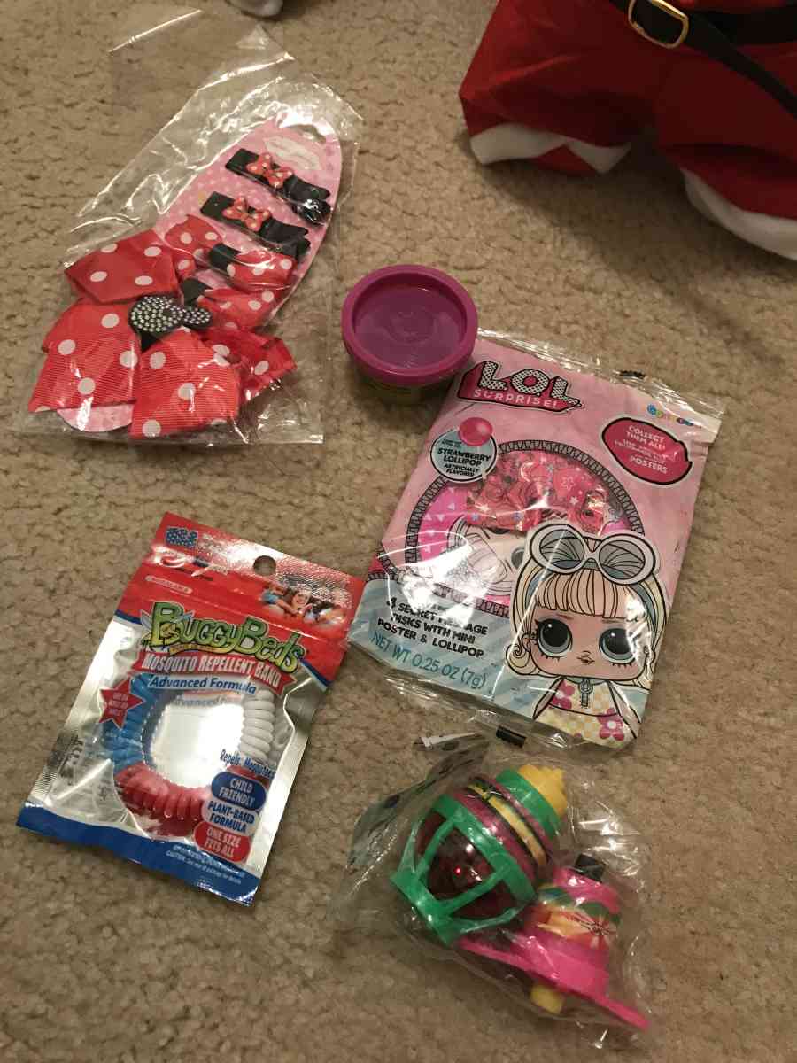 Santa bags for girl - Fairfax, Virginia - FleaMarketBay