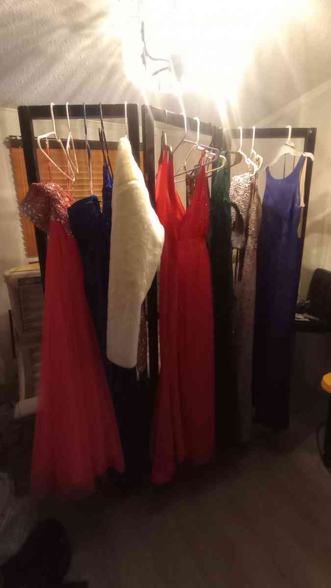 formal Dresses - Wilmer, Alabama - FleaMarketBay