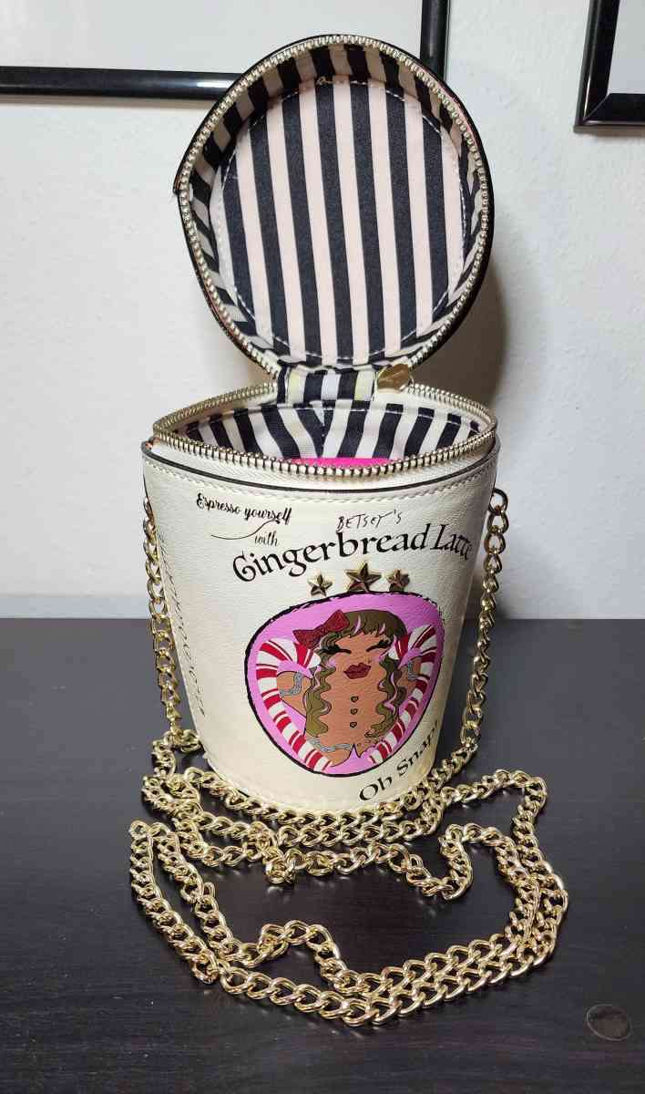 Betsey Johnson gingerbread latte purse - Los Angeles, California