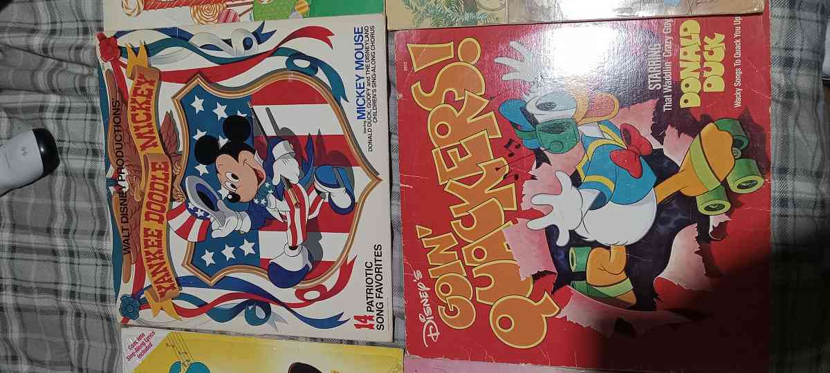7 old Disney records - New Albany, Indiana - FleaMarketBay