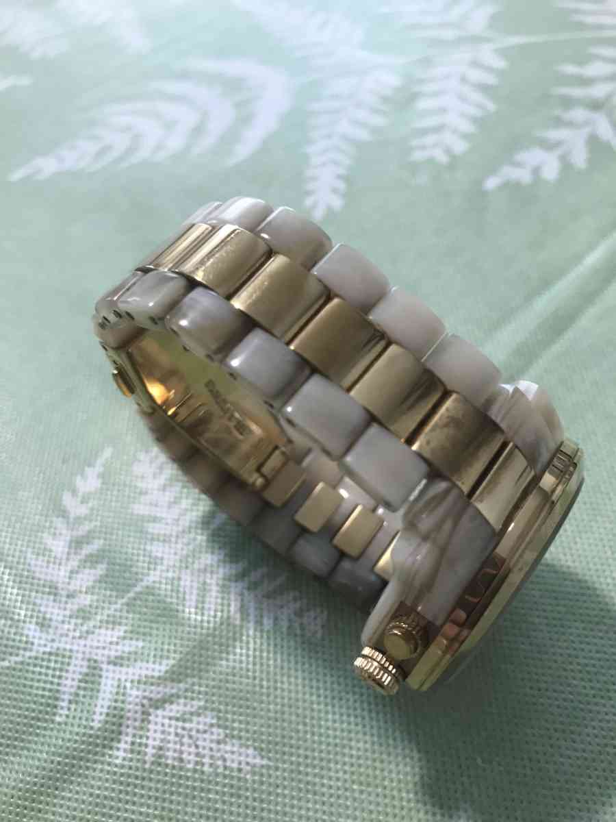 mens watch - Mc Lean, Virginia - FleaMarketBay