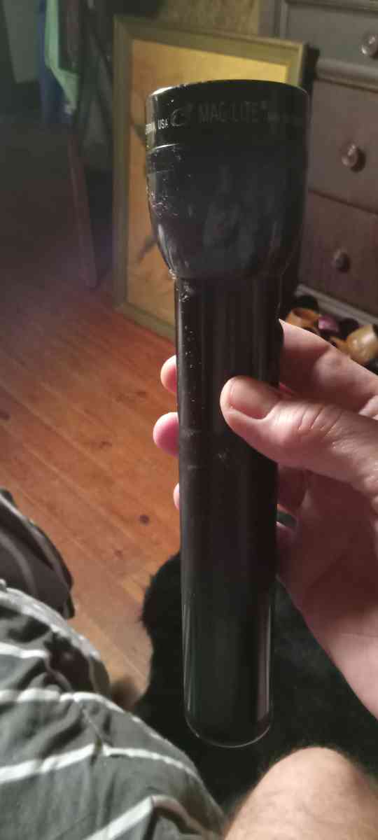10 inch Maglite - New Albany, Indiana - FleaMarketBay