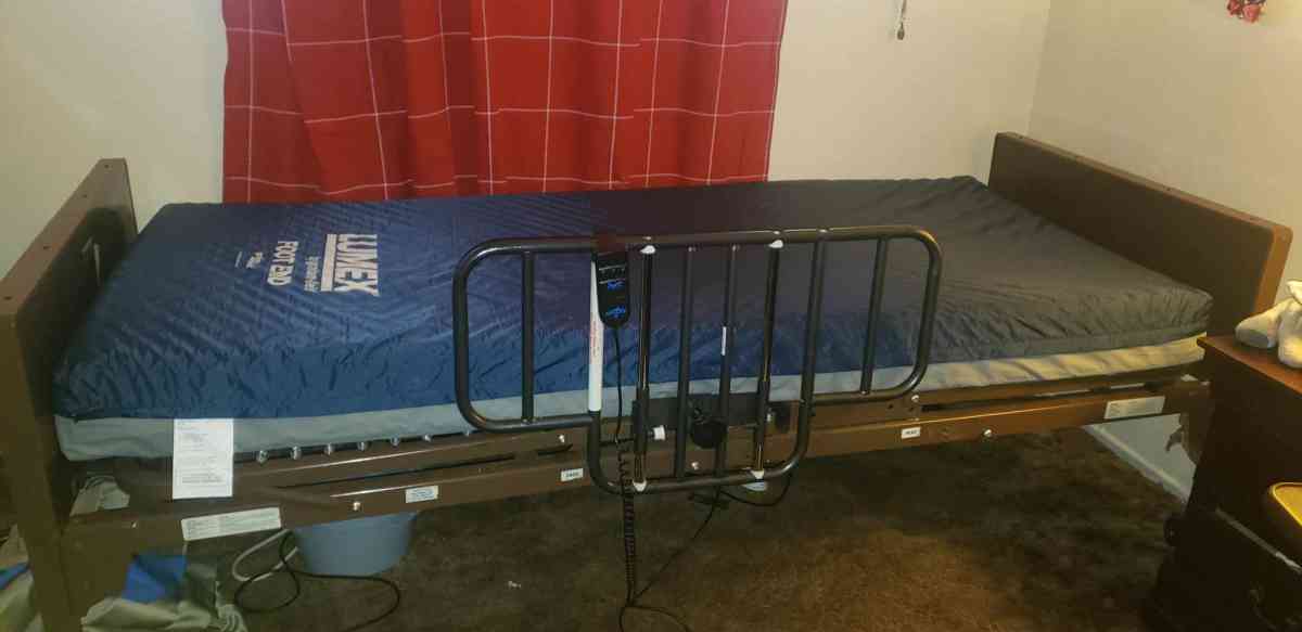 HOSPITAL BED MATTRESS TABLE - San Jose, California