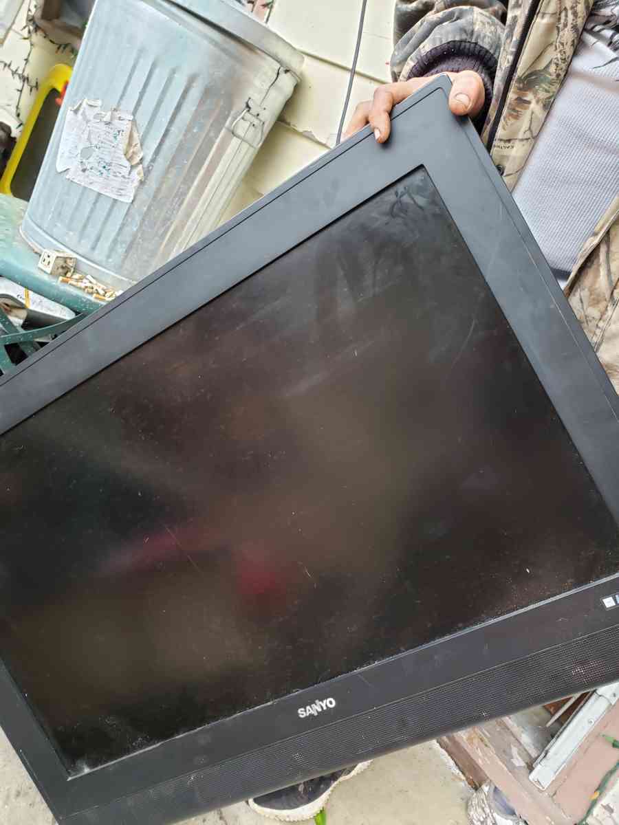 SANYO LCD42CA9S VIZON MULTISYSTEM 42 LCD TV 110220 VOLTS - Rayne, Louisiana - FleaMarketBay