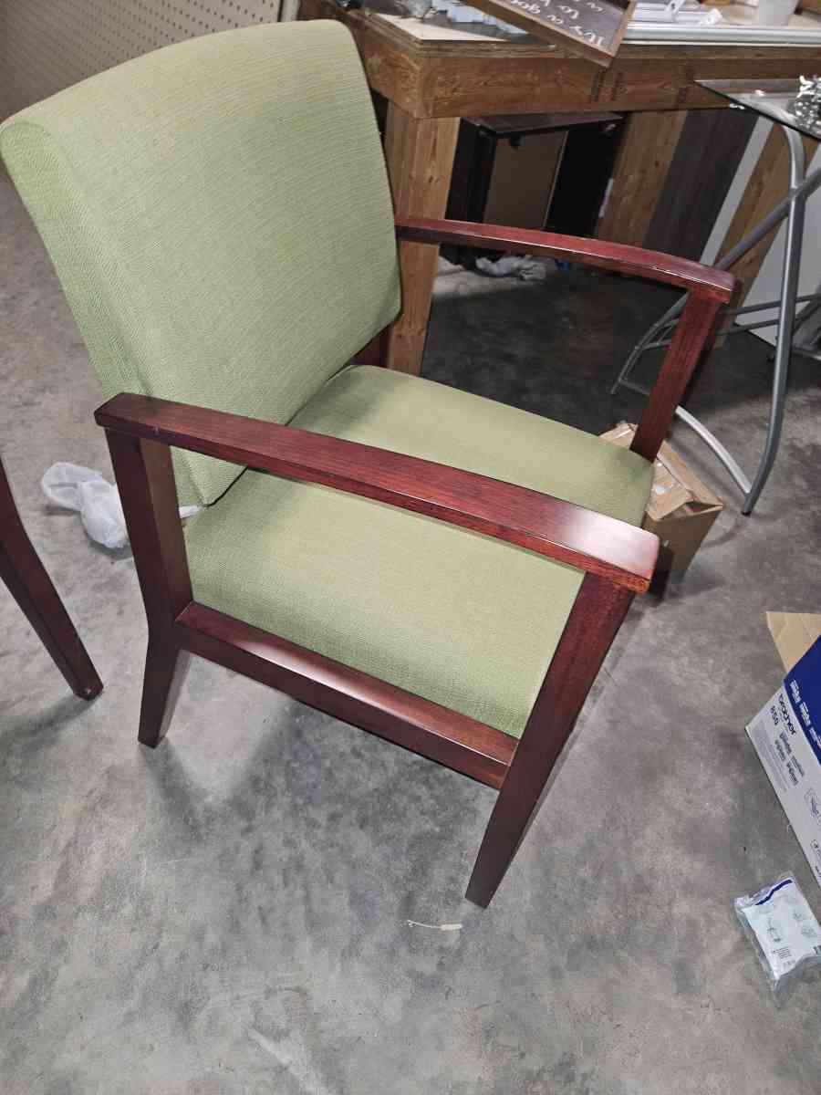 office chairs - Adamsville, Alabama - FleaMarketBay