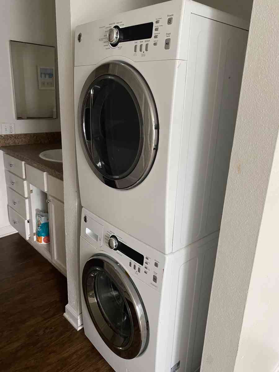 room for rent - Claremont, California - FleaMarketBay