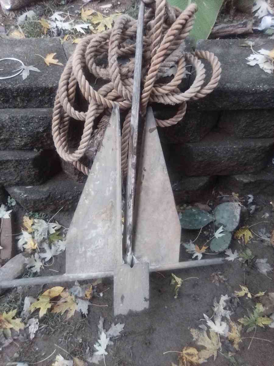 Boat Anchor and rope - Adams, Kentucky - FleaMarketBay
