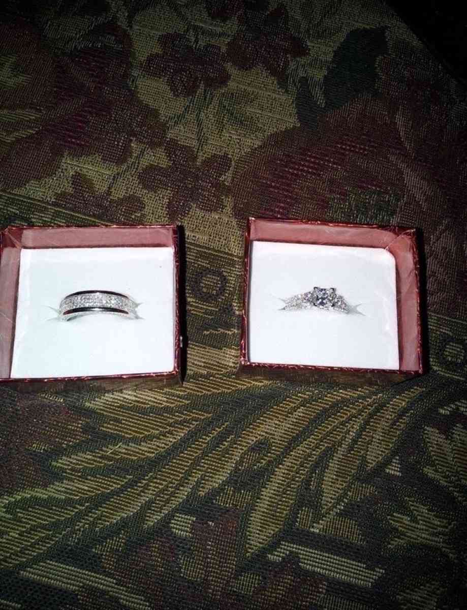 Promising ring - Addison, Texas - FleaMarketBay