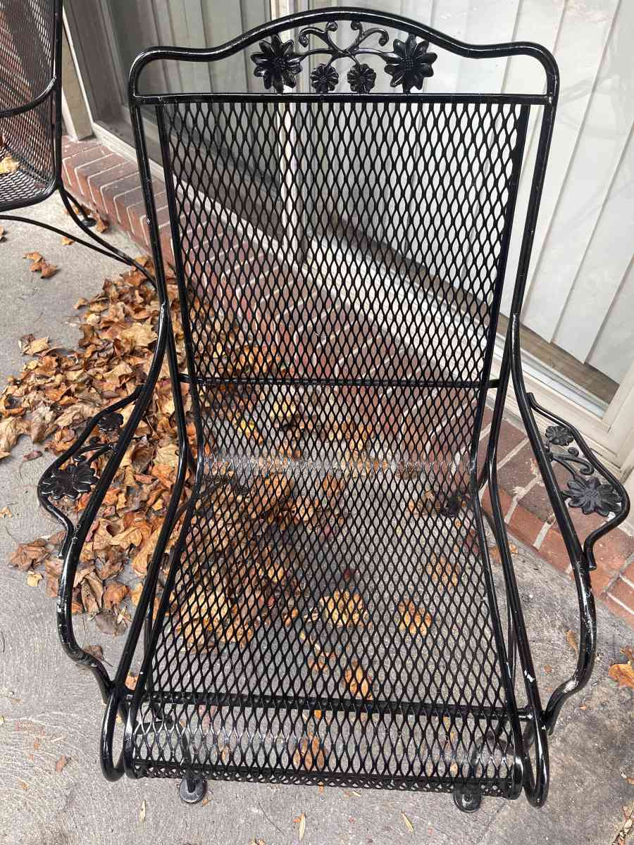 patio set - Delaware City, Delaware - FleaMarketBay