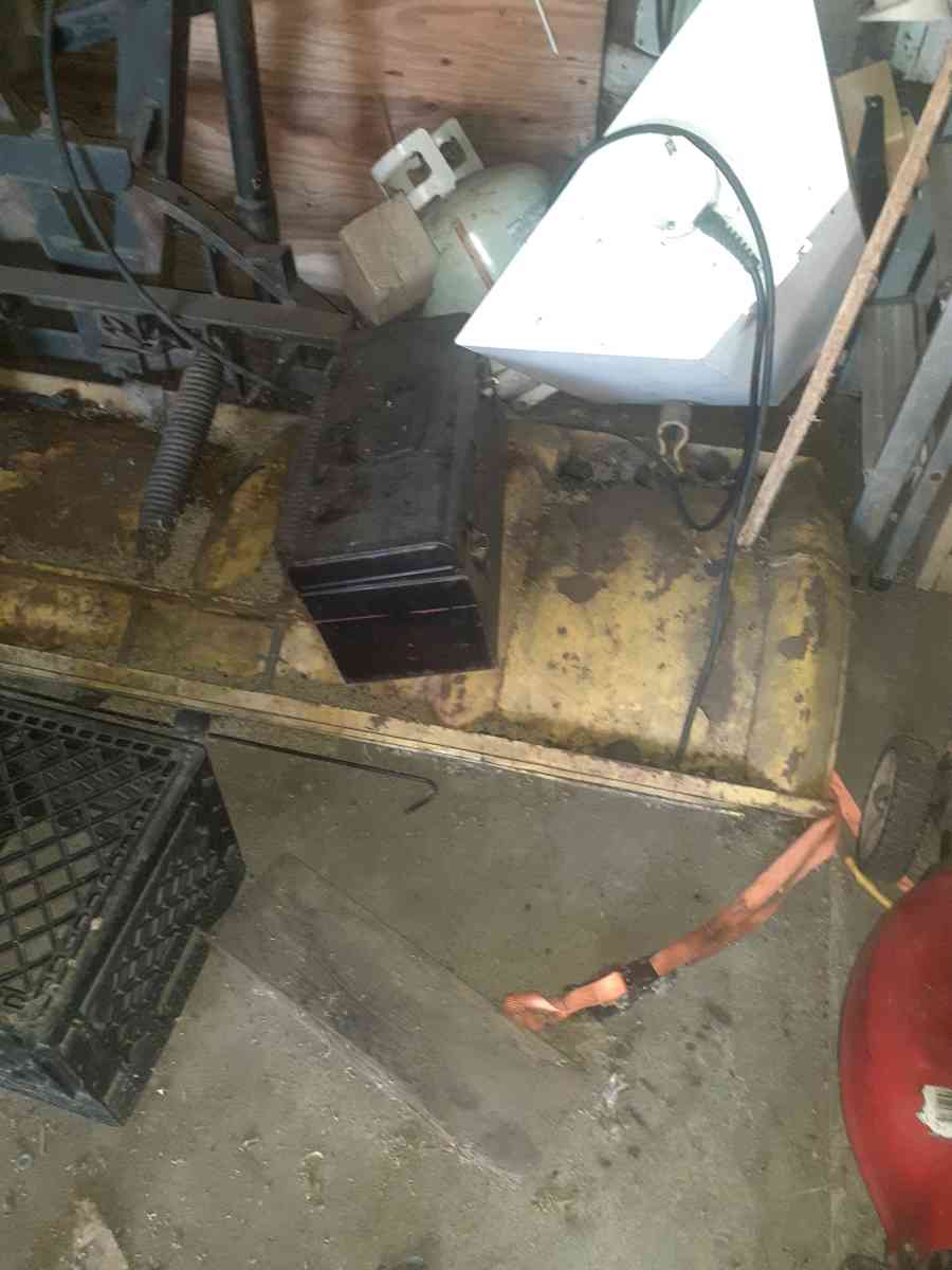 Yellow Snow Plow - Detroit, Michigan - FleaMarketBay