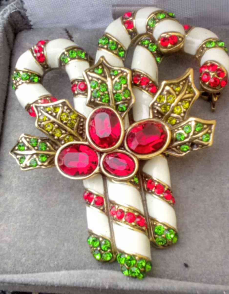 HEIDI DAUS peppermint pretty broche - Chemung, New York - FleaMarketBay