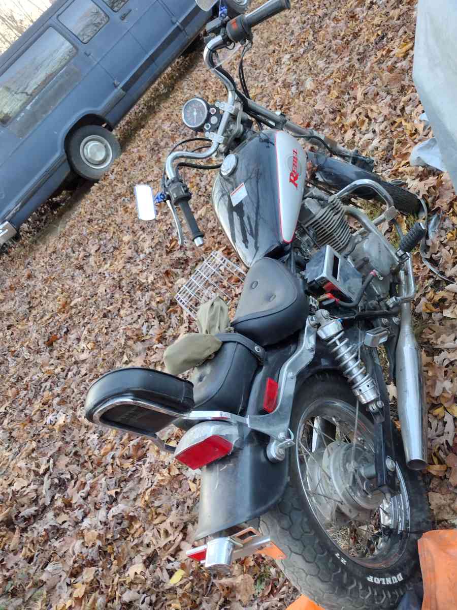 250 Honda rebel needs clutch and some minor work and will ru - Crossville, Tennessee