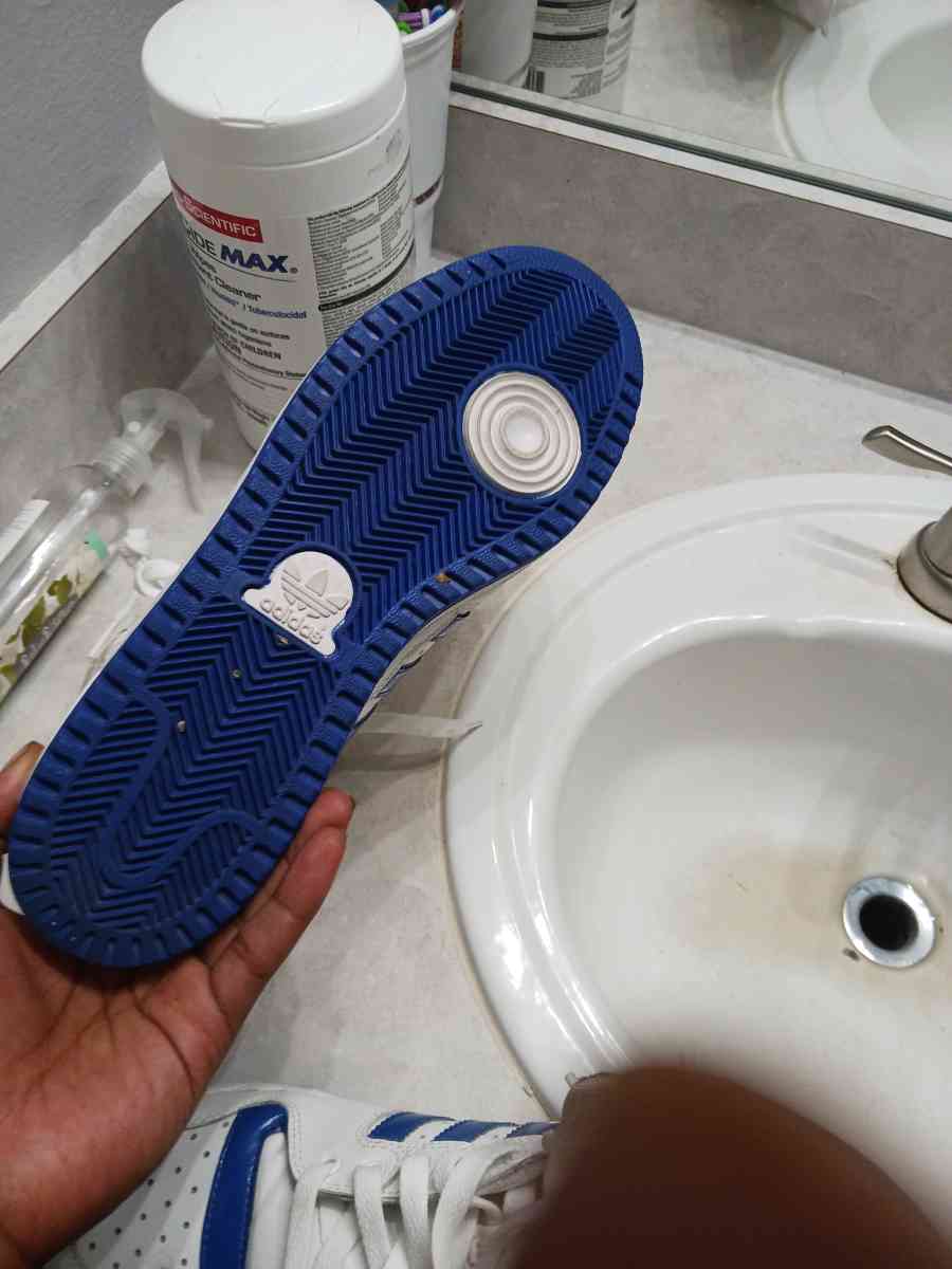 top ten Adidas 10 and a half - Roseville, Michigan - FleaMarketBay