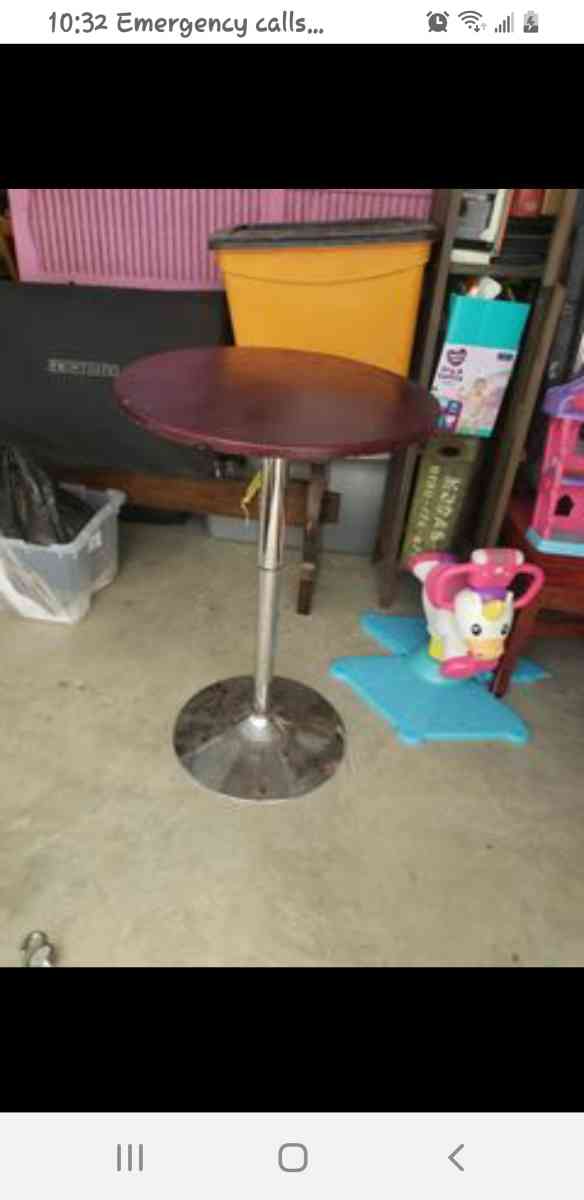 Yaheetech Height Adjustable Round Pub Table Counter - Rayne, Louisiana